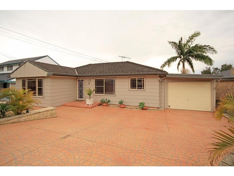 85 Thurlgona Avenue, Engadine NSW 2233