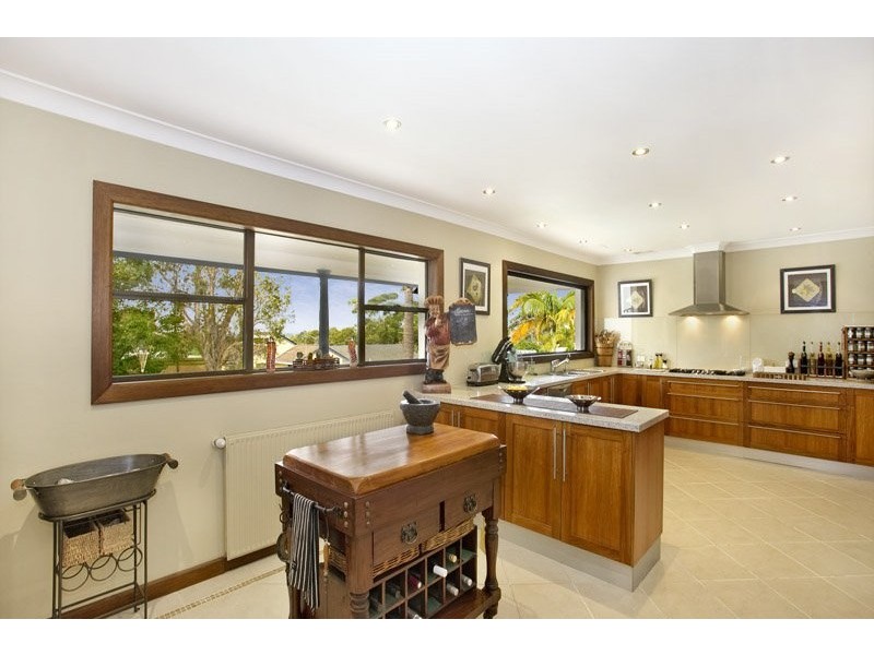 42 Craigholm Street, Sylvania NSW 2224