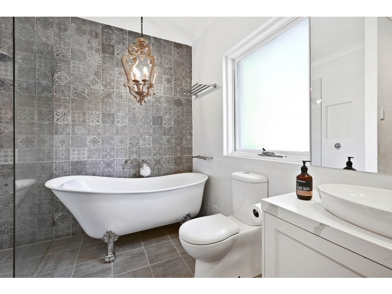 12 Mooki Street, Miranda NSW 2228