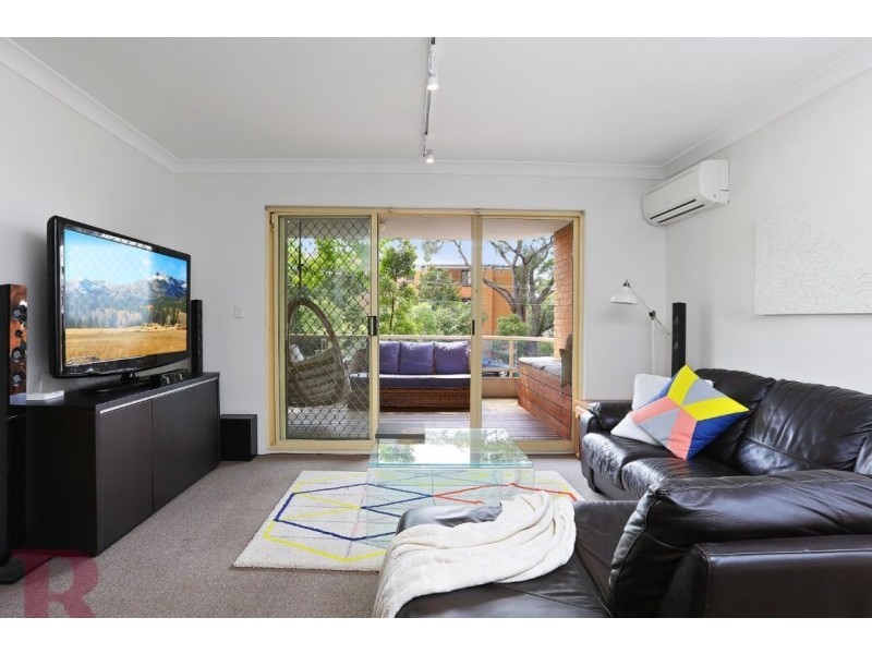 3/2 Mansfield Avenue, Caringbah NSW 2229