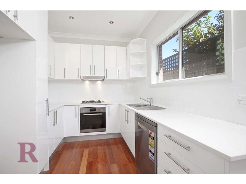 39 Chamberlain Avenue, Caringbah NSW 2229