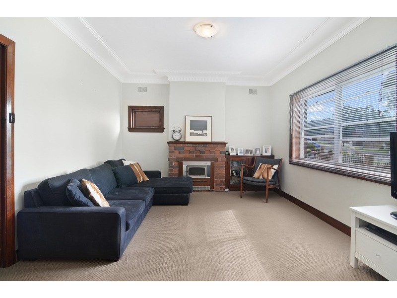 19 Ocean View Street, Woolooware NSW 2230