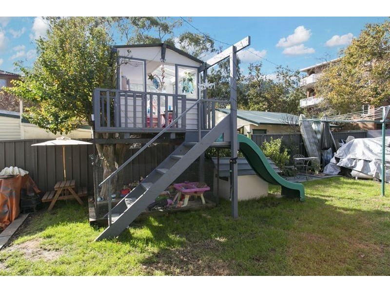 118 Linden Street, Sutherland NSW 2232