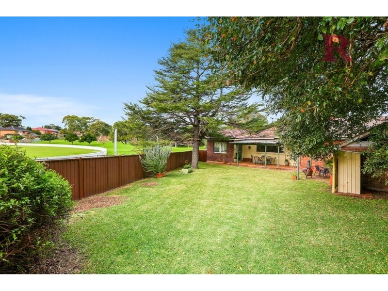 10 Gooroa Street, Carss Park NSW 2221