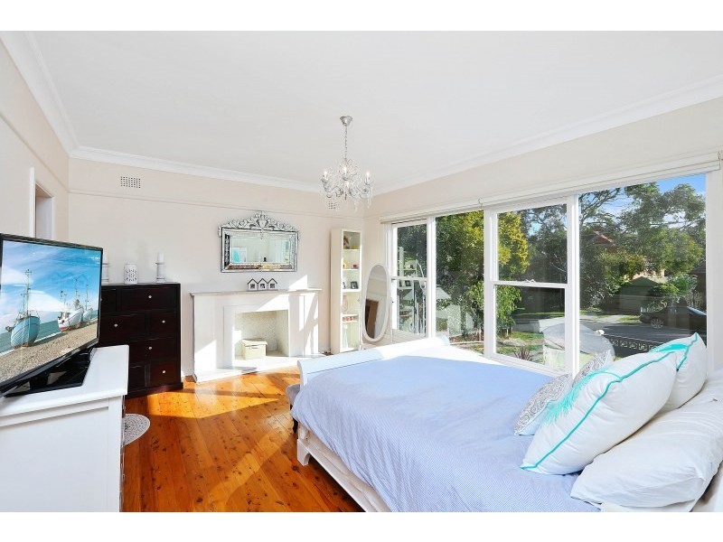 12 Mooki Street, Miranda NSW 2228