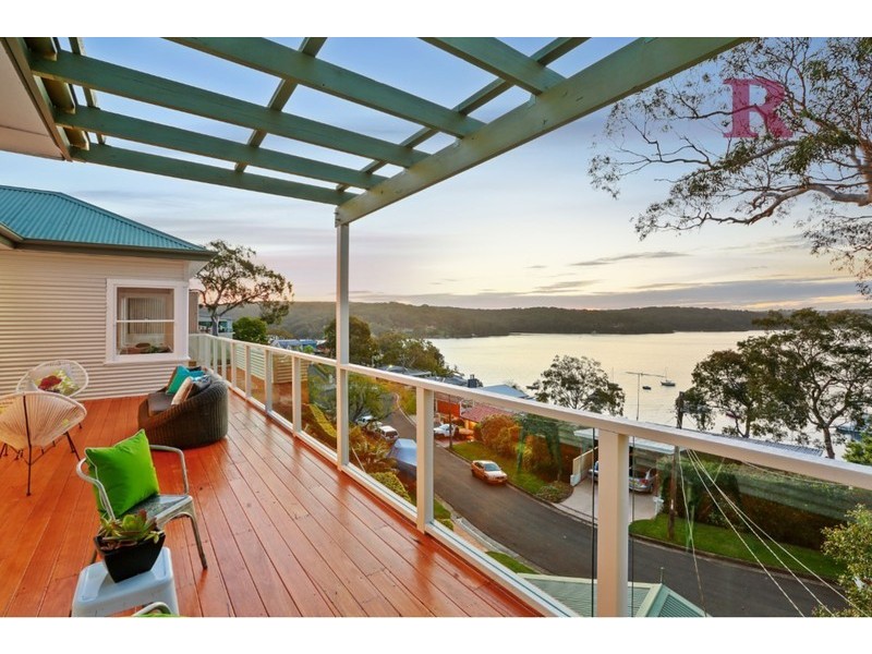 32 Immarna Avenue, Lilli Pilli NSW 2229