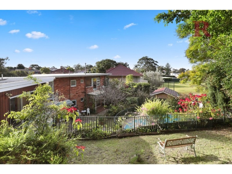 27 Robin Place, Caringbah NSW 2229