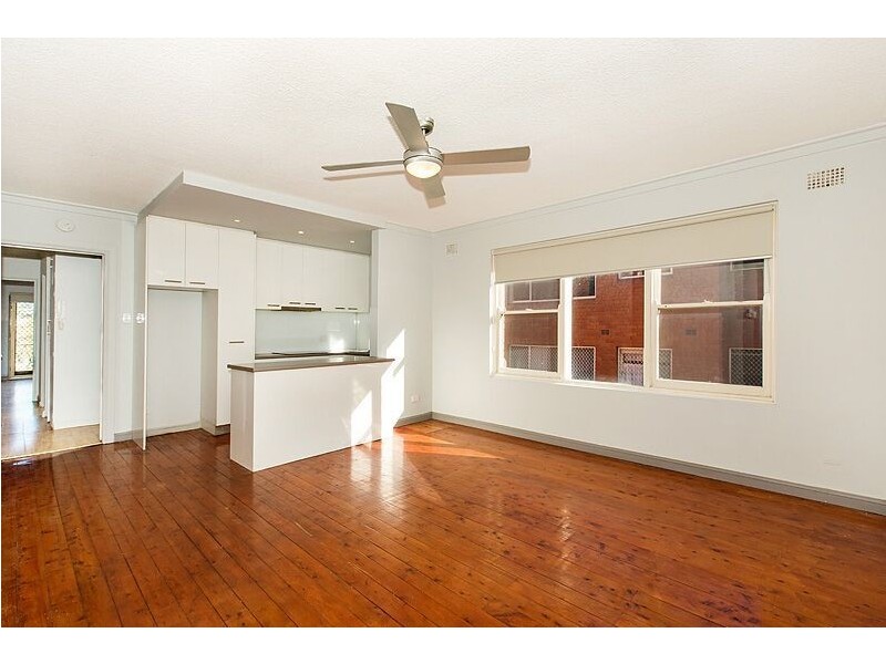 2/14 Denman Avenue, Wiley Park NSW 2195