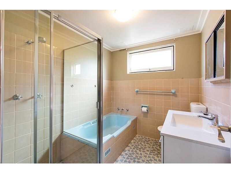 2/14 Denman Avenue, Wiley Park NSW 2195