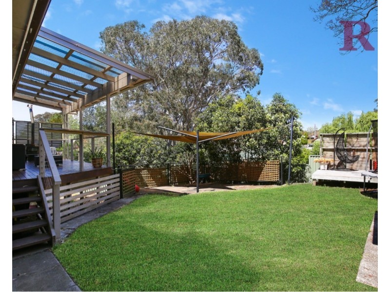 2 Loretta Avenue, Como NSW 2226