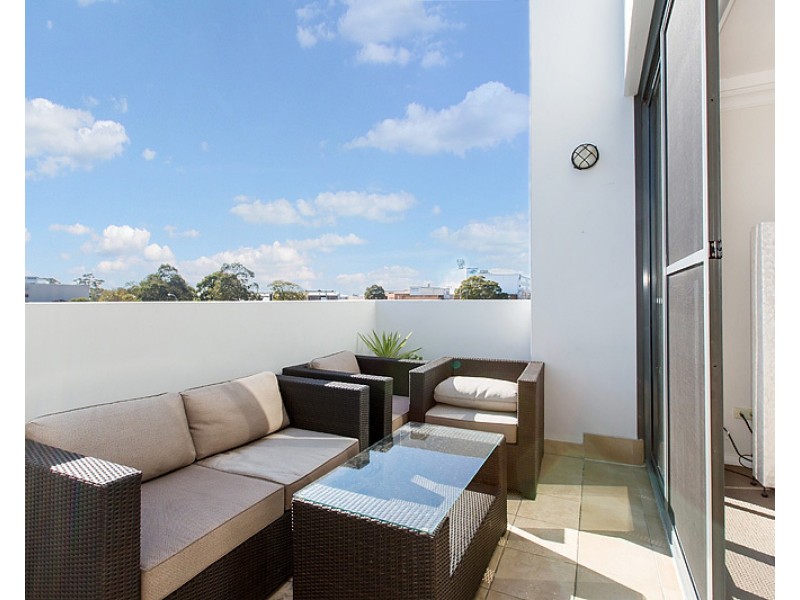 31/52 President Avenue, Caringbah NSW 2229