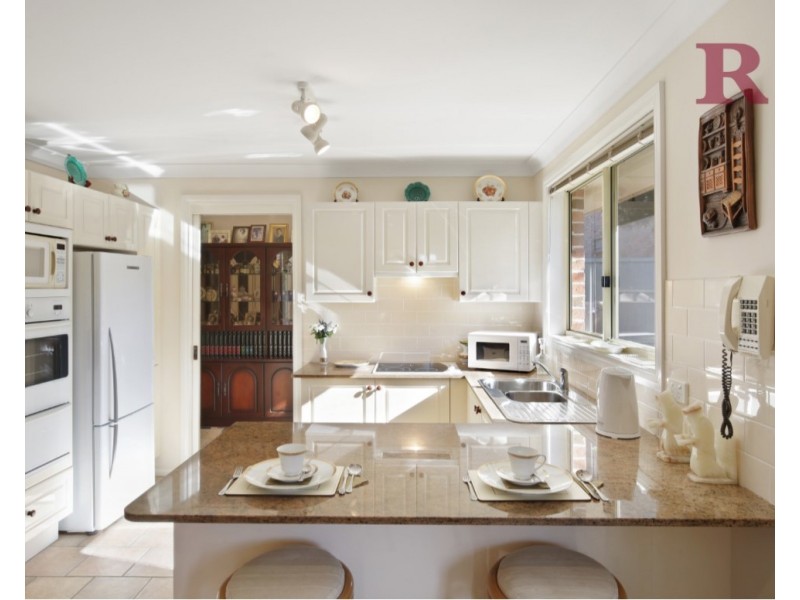 2/6 Nullaburra Road, Caringbah NSW 2229