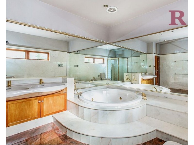 10 Beckton Place, Lilli Pilli NSW 2229