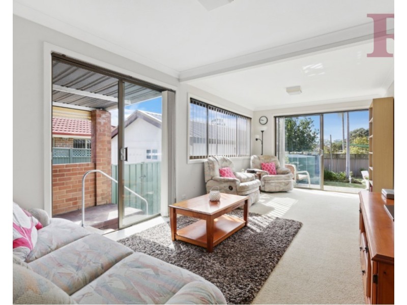 12 Grenville Avenue, Caringbah NSW 2229