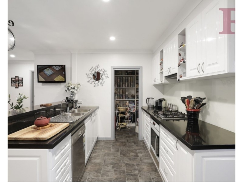 29 Kirrawee Avenue, Kirrawee NSW 2232