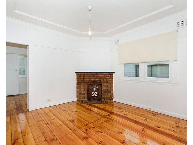 313 Taren Point Road, Caringbah NSW 2229