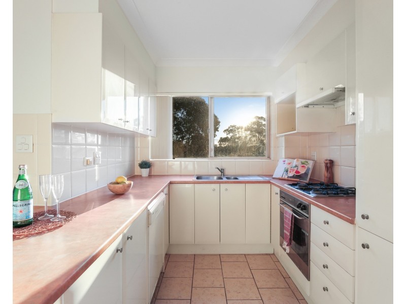 4/4 Vista Street, Caringbah NSW 2229