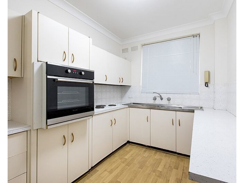 11/2-4 Curtis Street, Caringbah NSW 2229