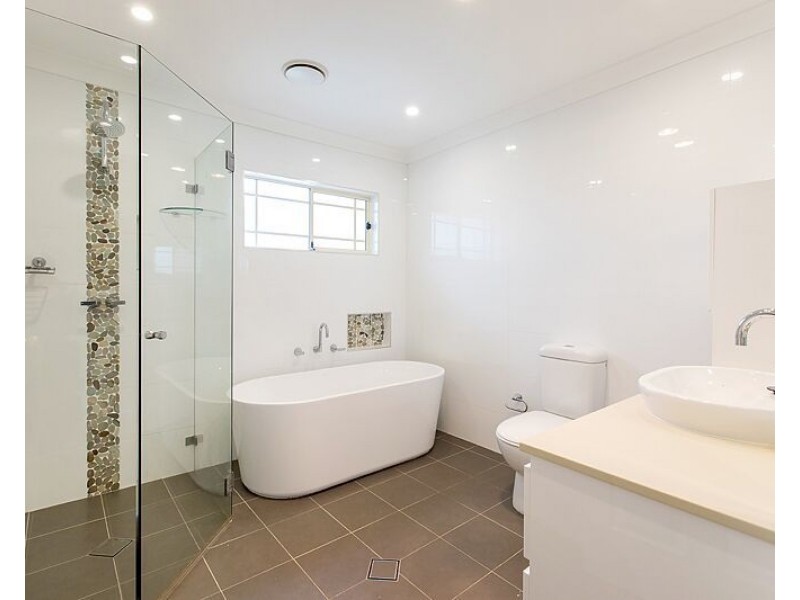 85 Thurlgona Avenue, Engadine NSW 2233