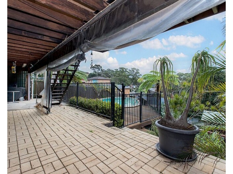 85 Thurlgona Avenue, Engadine NSW 2233
