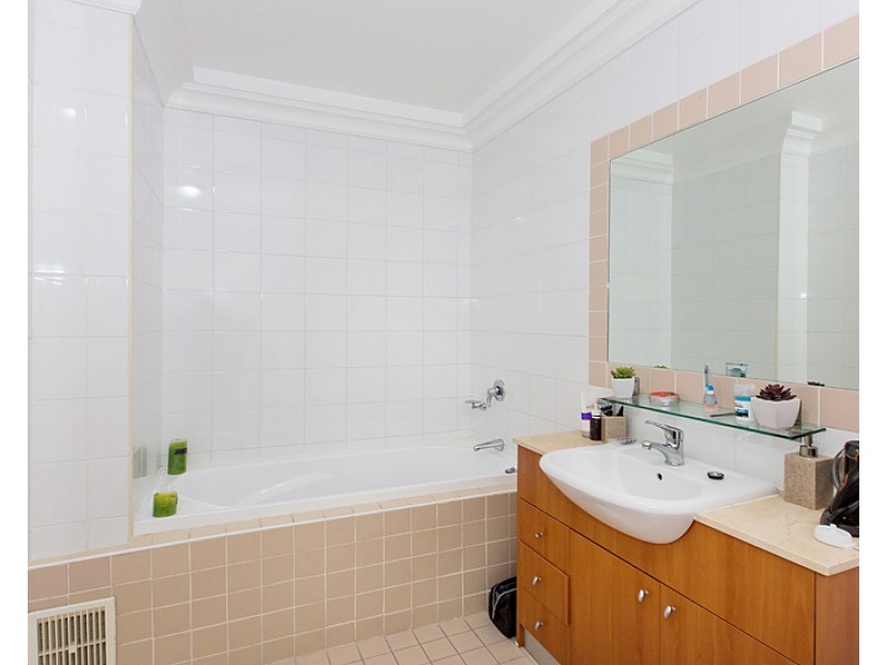 31/52 President Avenue, Caringbah NSW 2229