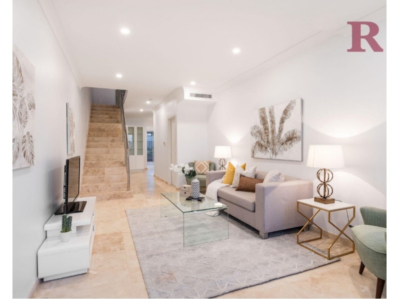 10b Booyong Avenue, Caringbah NSW 2229