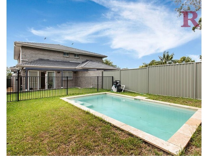 10b Booyong Avenue, Caringbah NSW 2229