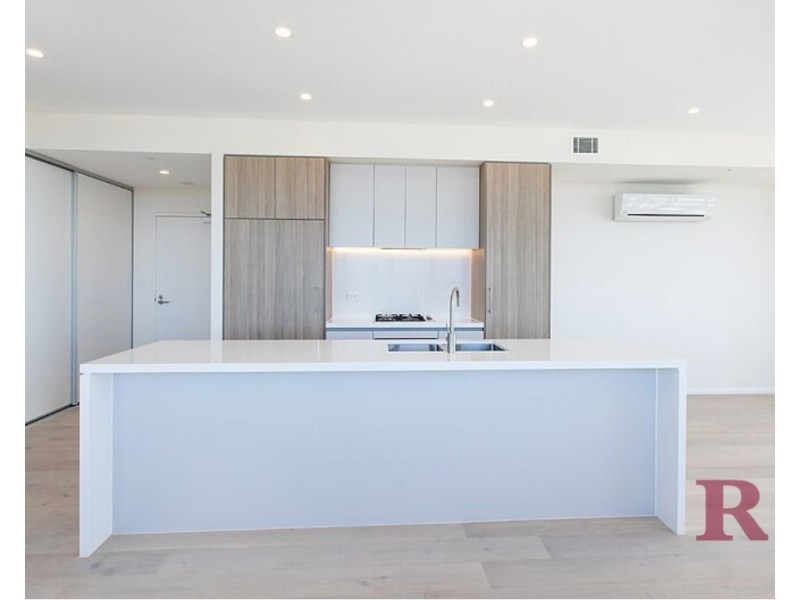 8.08/10 Village Place, Kirrawee NSW 2232