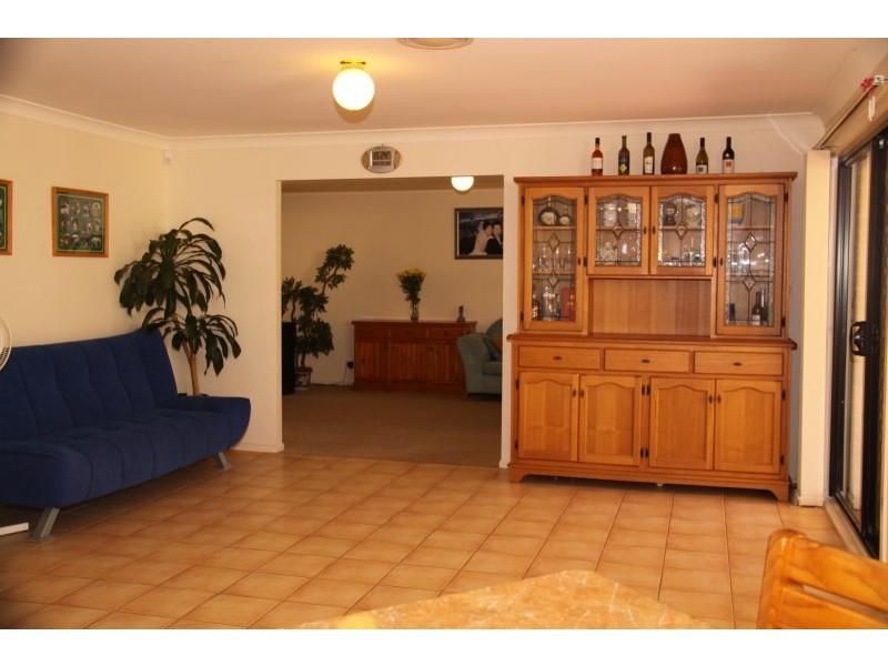 8 Laurina Way, Glenwood NSW 2768