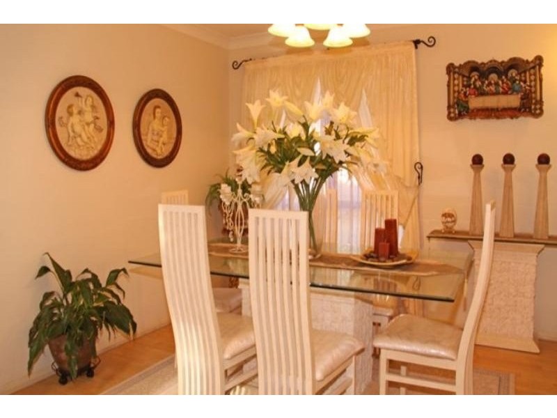 28 Oakleaf Avenue, Glenwood NSW 2768