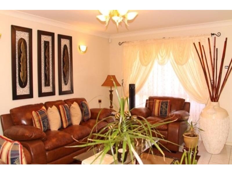 28 Oakleaf Avenue, Glenwood NSW 2768