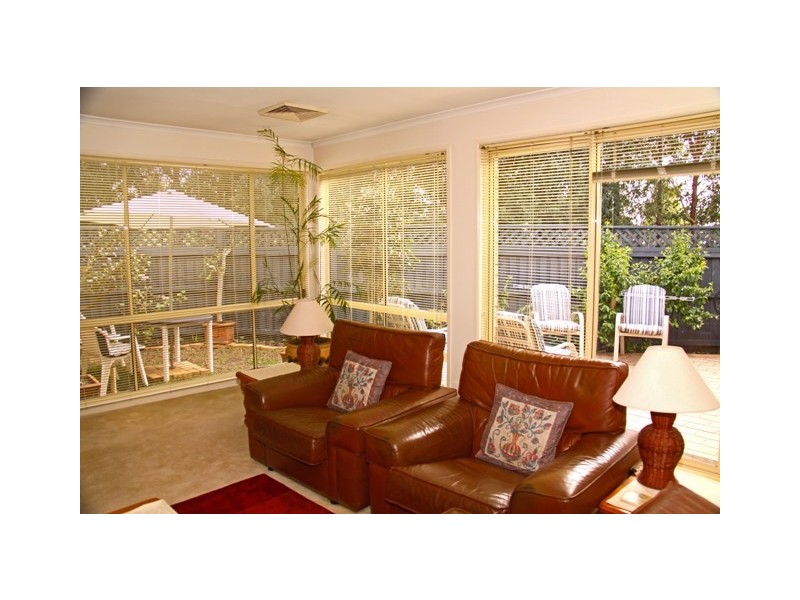 10 Peter Wilson Street, Glenwood NSW 2768