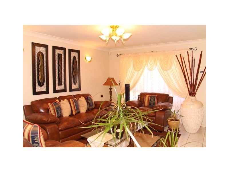 28 Oakleaf Avenue, Glenwood NSW 2768