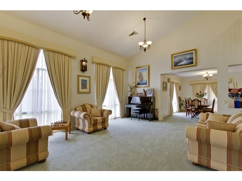 18 Active Place, Beaumont Hills NSW 2155