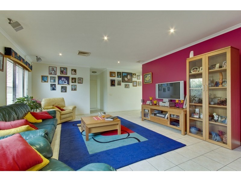 18 Active Place, Beaumont Hills NSW 2155