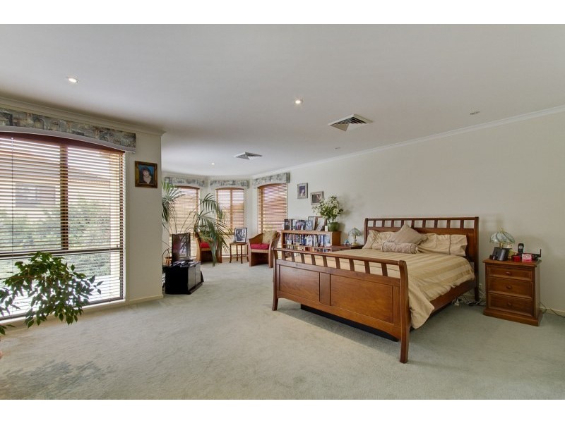 18 Active Place, Beaumont Hills NSW 2155