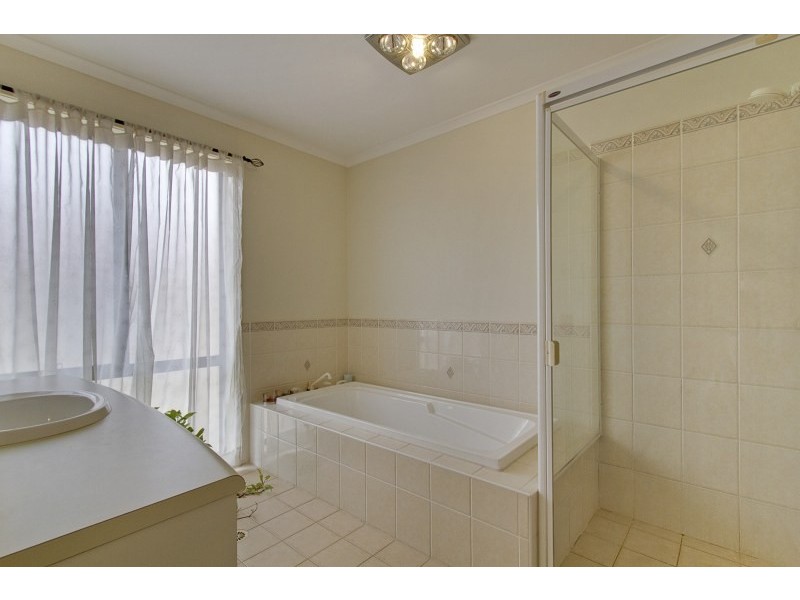 18 Active Place, Beaumont Hills NSW 2155