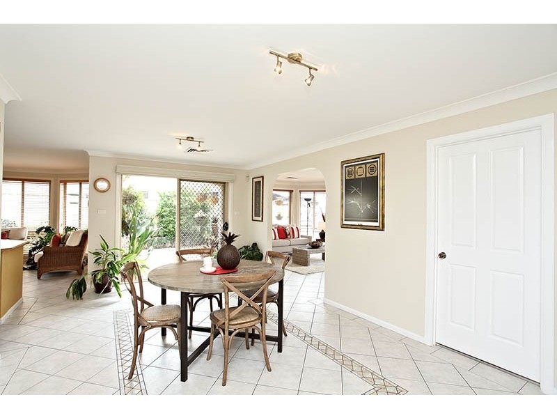 10 Gooseberry Place, Glenwood NSW 2768