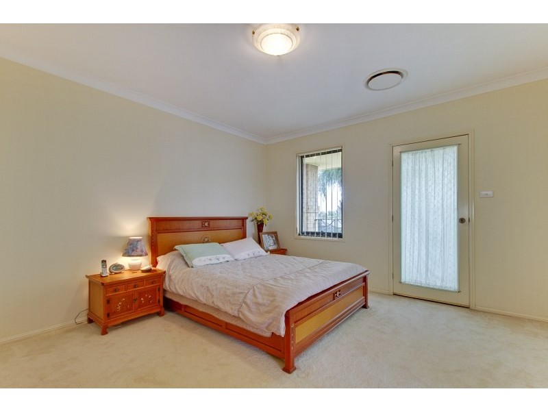4 Highclaire Place, Glenwood NSW 2768