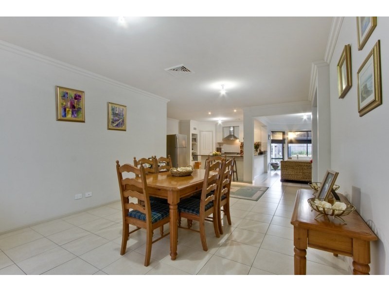 14 Schaefer Terrace, Glenwood NSW 2768