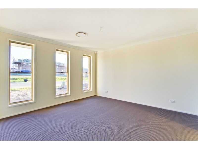 4 Thornbury Circuit, Stanhope Gardens NSW 2768