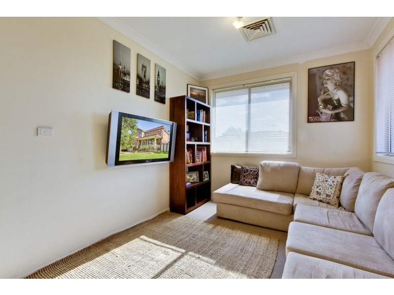 16 Rufus Avenue, Glenwood NSW 2768