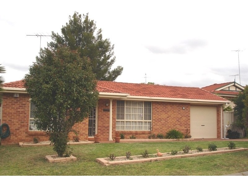 11 Farmer Close, Glenwood NSW 2768