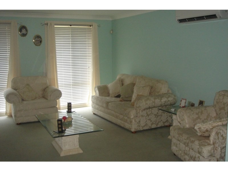 6 Persimmon Way, Glenwood NSW 2768