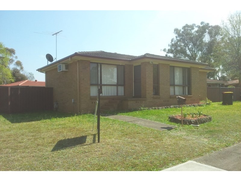 1 Crocus Place, Quakers Hill NSW 2763