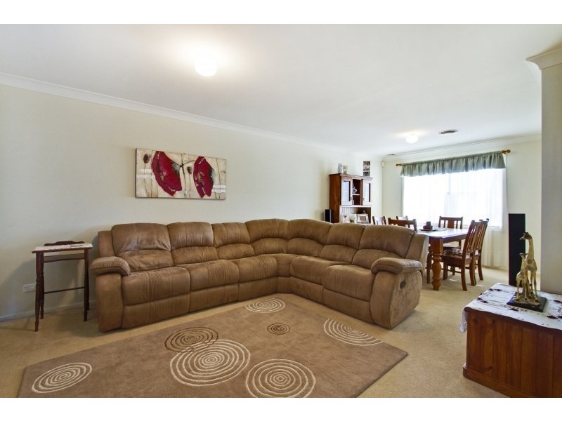 6 Raywood Court, Glenwood NSW 2768