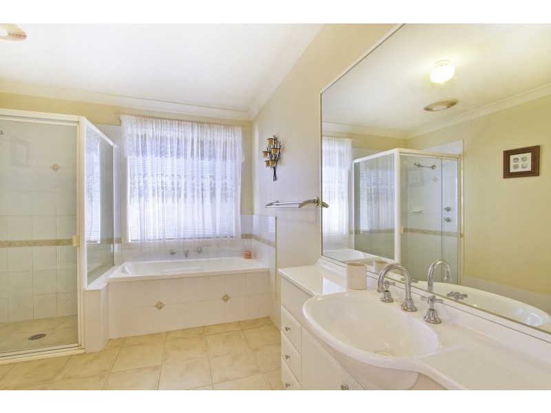 6 Raywood Court, Glenwood NSW 2768