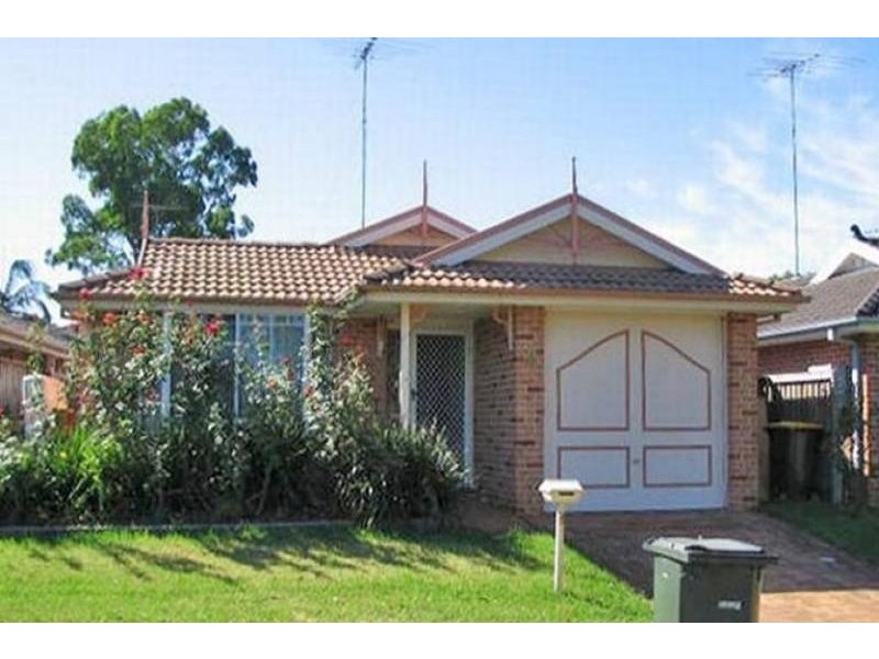 8 Plum Gardens, Glenwood NSW 2768