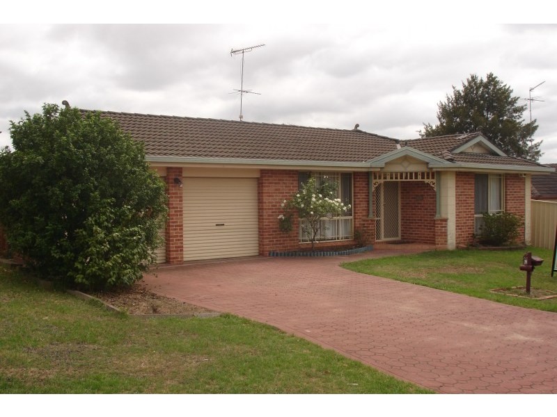 63 Thompson Crescent, Glenwood NSW 2768