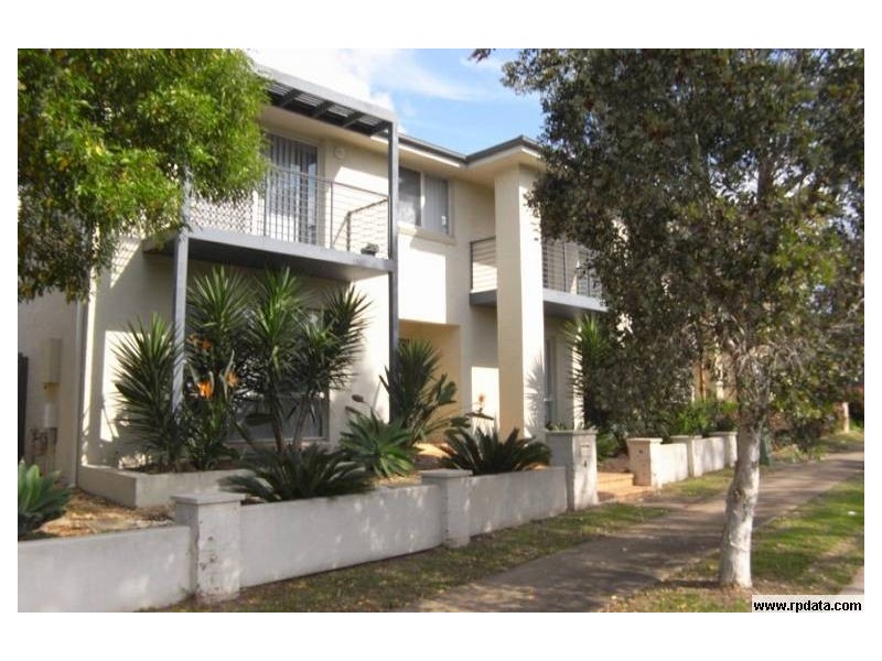 4 Castleford Terrace, Stanhope Gardens NSW 2768